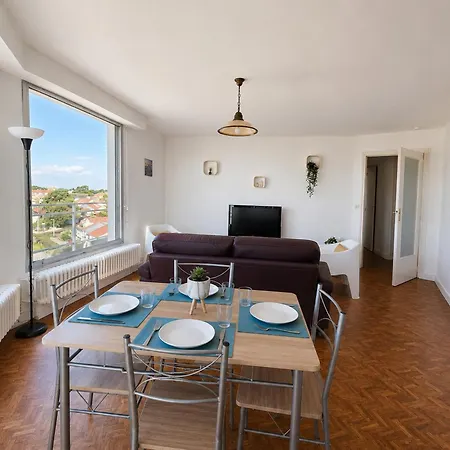 4 Pers Lumineux, Face Avec Parking - Fr-1-364-185 Appartement